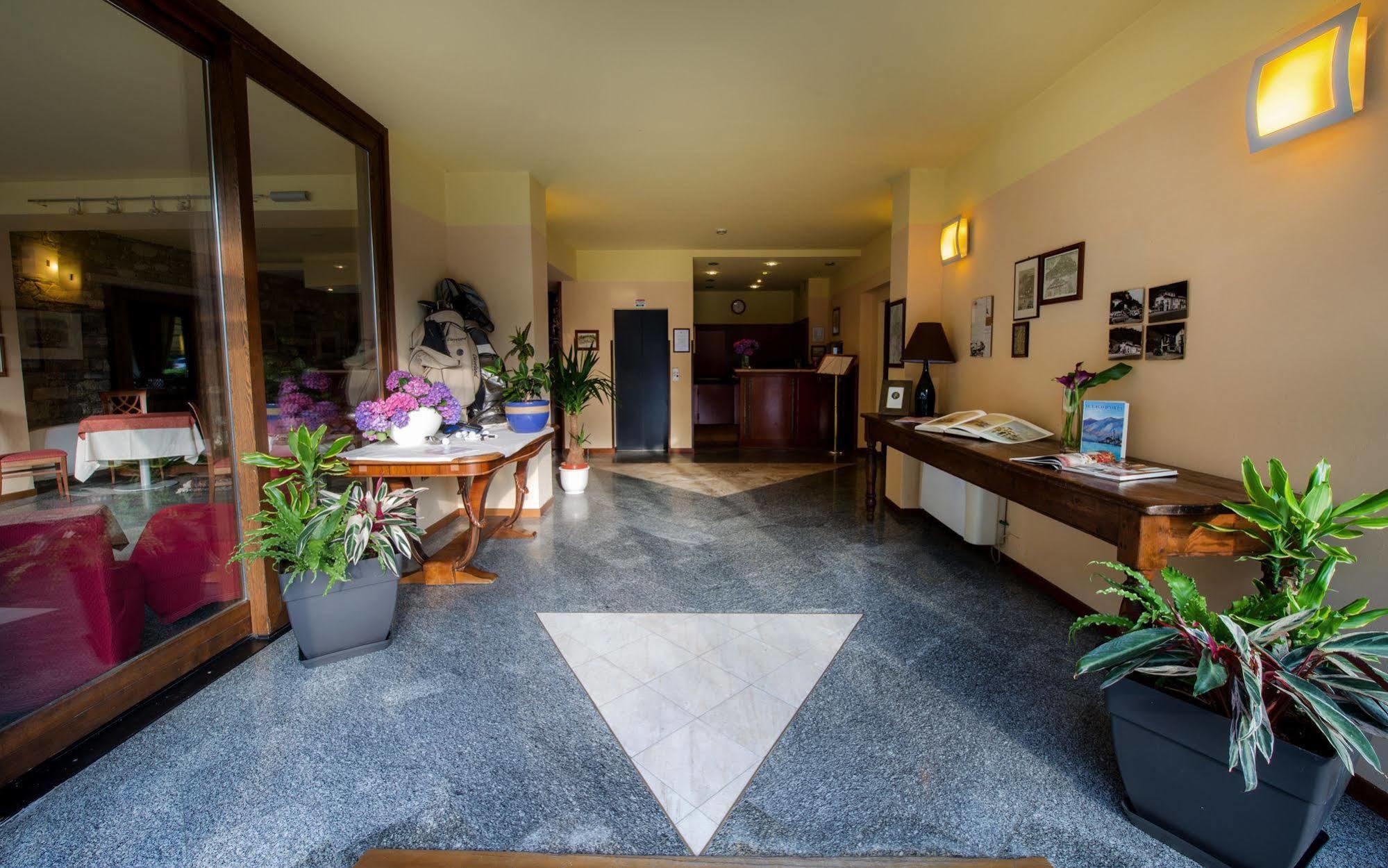 Hotel & Residence La Sibilla Cusiana Pettenasco Luaran gambar