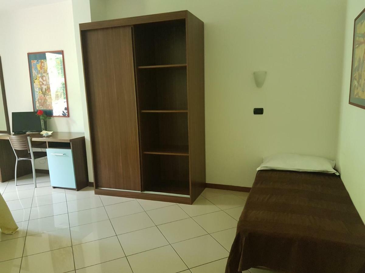 Hotel & Residence La Sibilla Cusiana Pettenasco Luaran gambar
